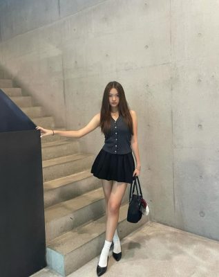 chân váy ngắn